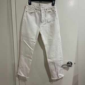Zara LIKE NEW White Frayed Hem Cropped Jeans, Size EUR36(US4)